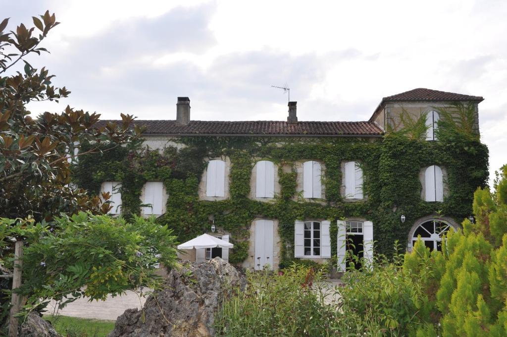 Bed and Breakfast Domaine de Paguy à Betbezer Extérieur photo